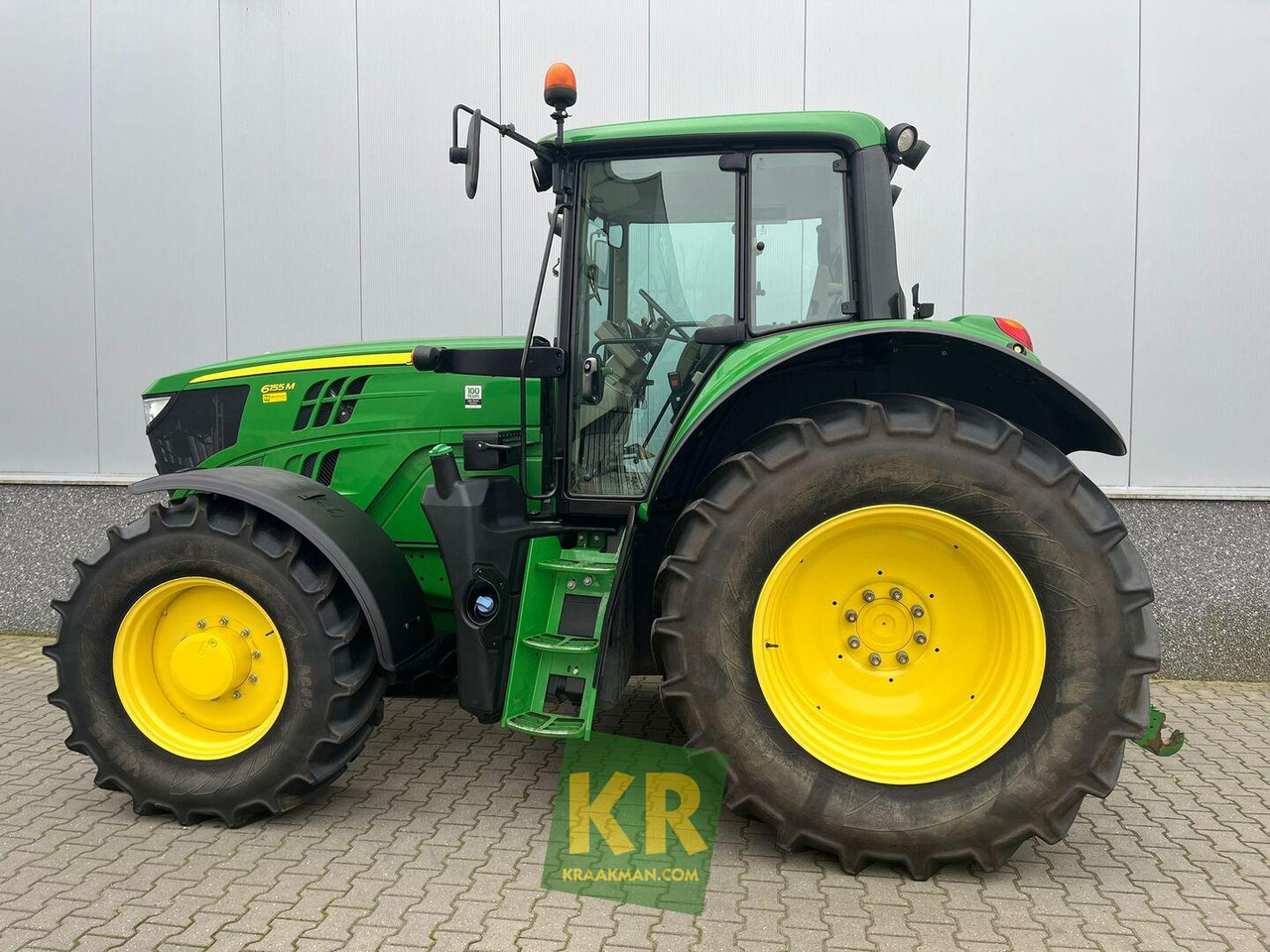 Tracteur agricole John Deere 6155M