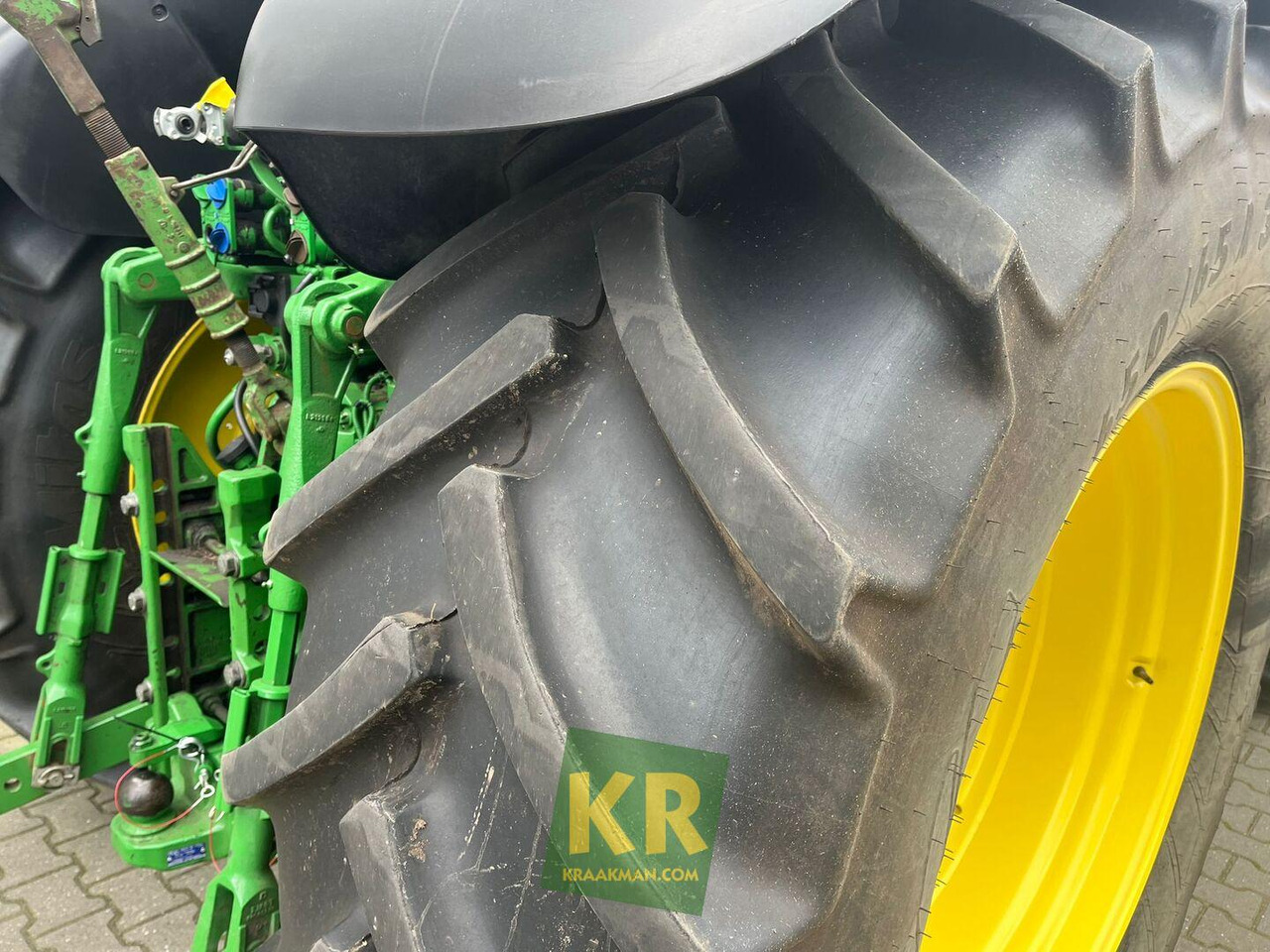 Tracteur agricole John Deere 6155M