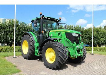 Tracteur agricole John Deere 6155R 