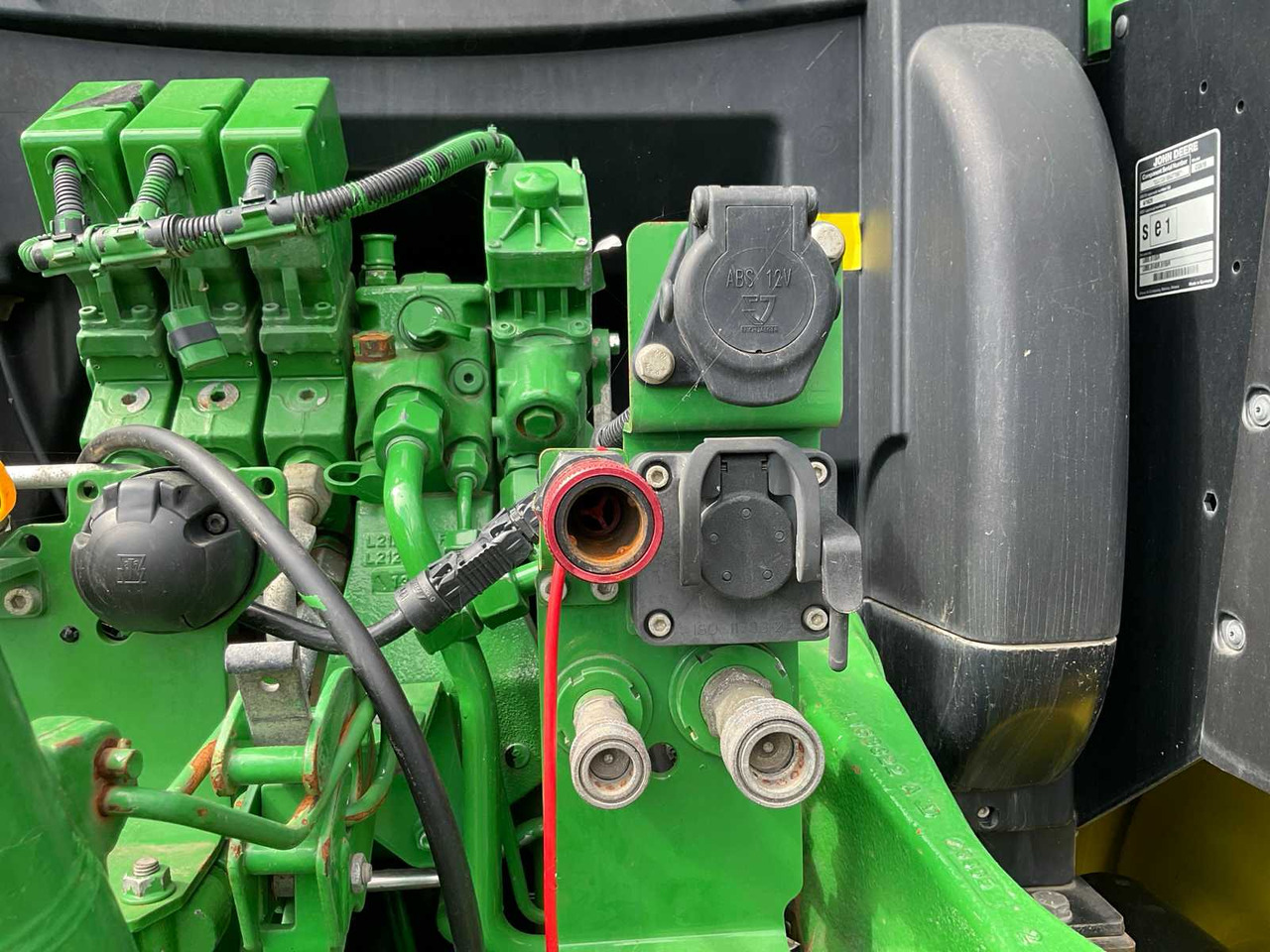 Tracteur agricole John Deere 6155R