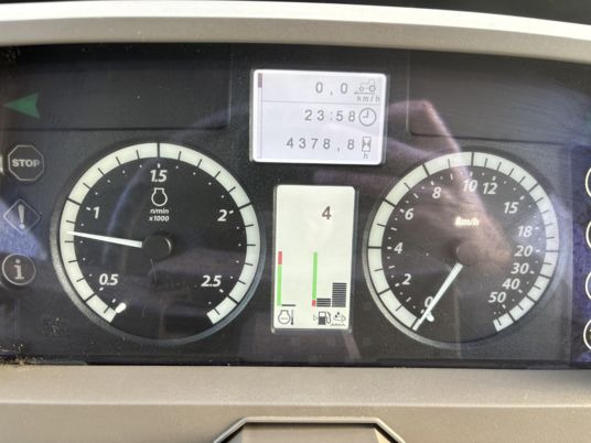 Tracteur agricole John Deere 6195M