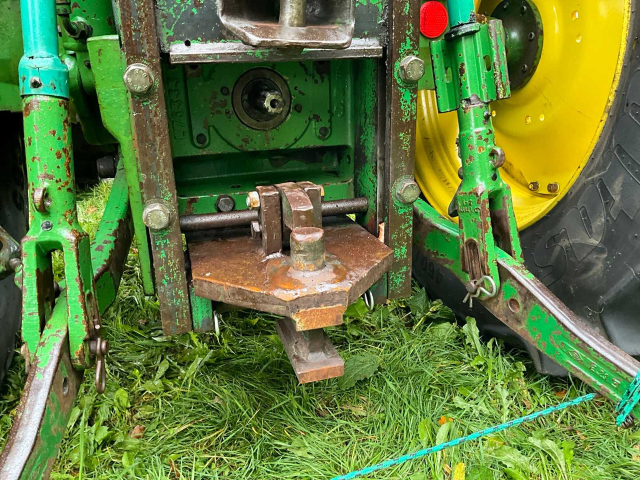 Tracteur agricole John Deere 6200