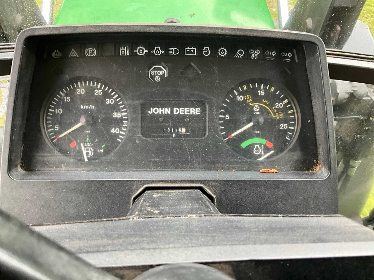 Tracteur agricole John Deere 6200
