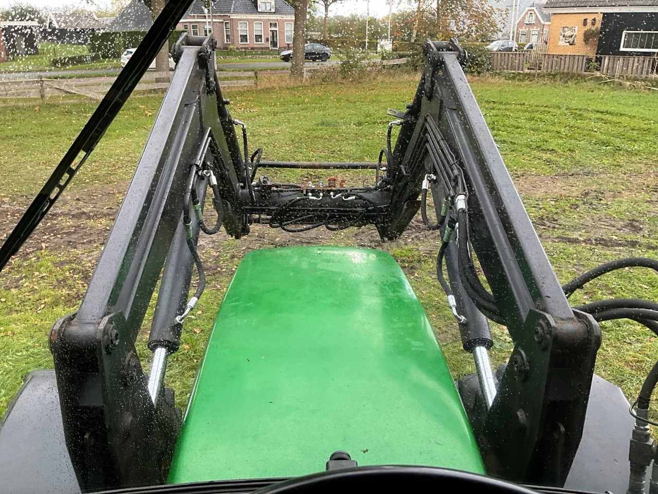 Tracteur agricole John Deere 6200