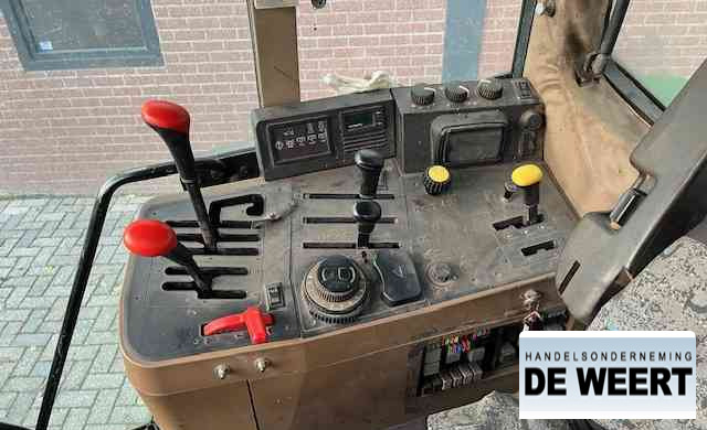 Tracteur agricole John Deere 6200