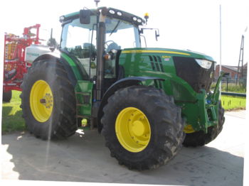 Tracteur agricole John Deere 6210R