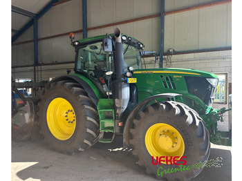 Tracteur agricole John Deere 6215 R