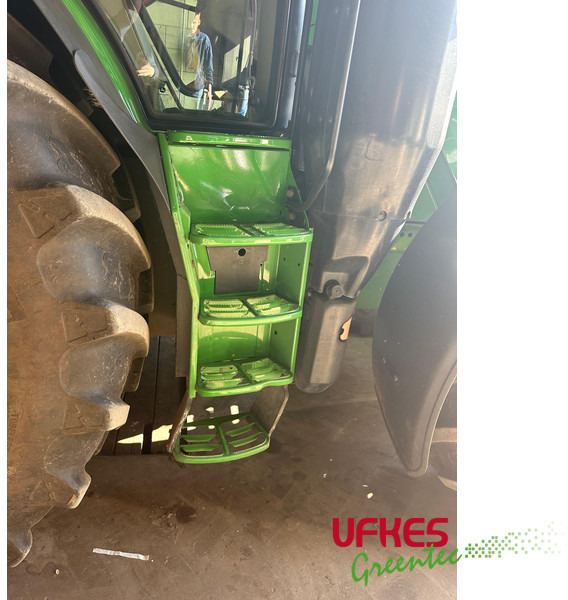 Tracteur agricole John Deere 6215 R