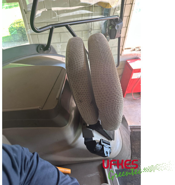 Tracteur agricole John Deere 6215 R