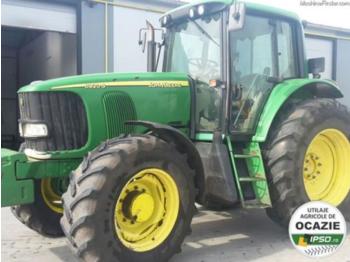 Tracteur agricole John Deere 6920