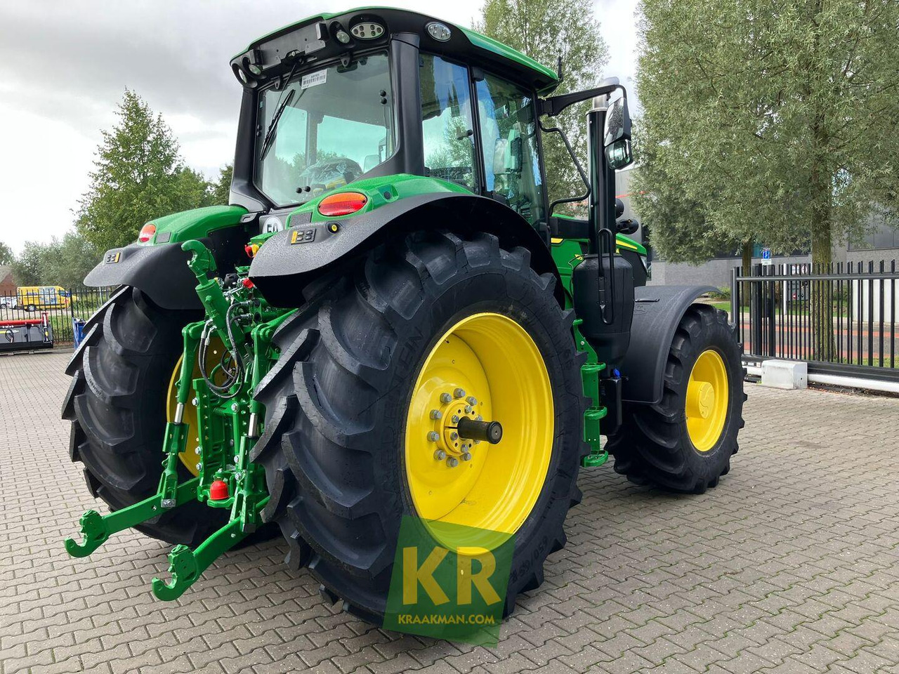 Tracteur agricole John Deere 6M 155