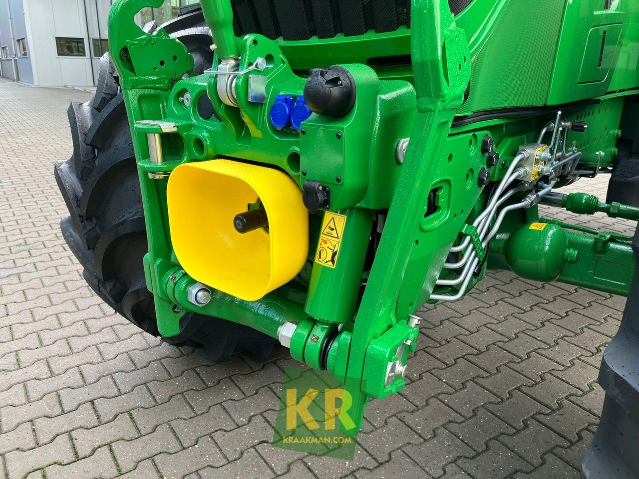 Tracteur agricole John Deere 6M 155