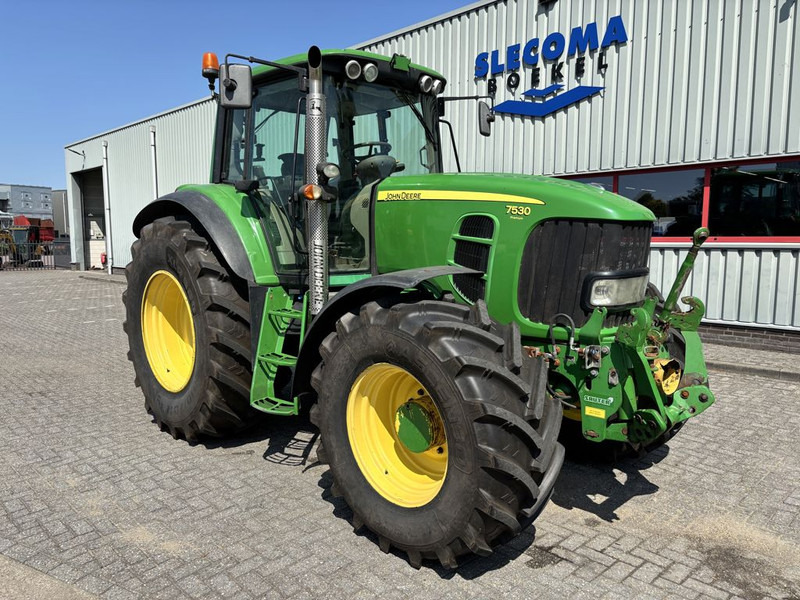 Tracteur agricole John Deere 7530 Premium AutoPowr
