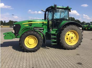 Tracteur agricole John Deere 7730