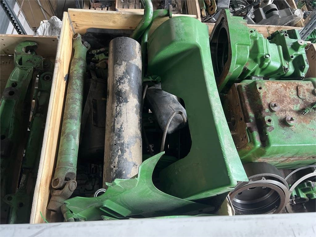 Tracteur agricole John Deere 7820