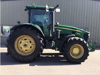 Tracteur agricole John Deere 7930