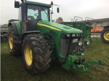 Tracteur agricole John Deere 8320