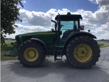 Tracteur agricole John Deere 8420