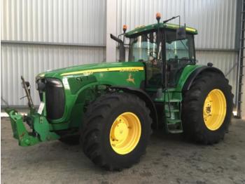Tracteur agricole John Deere 8420