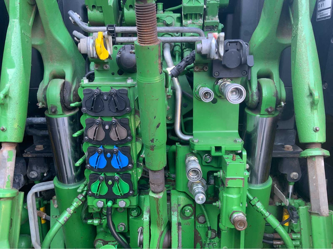 Tracteur agricole John deere 6155R