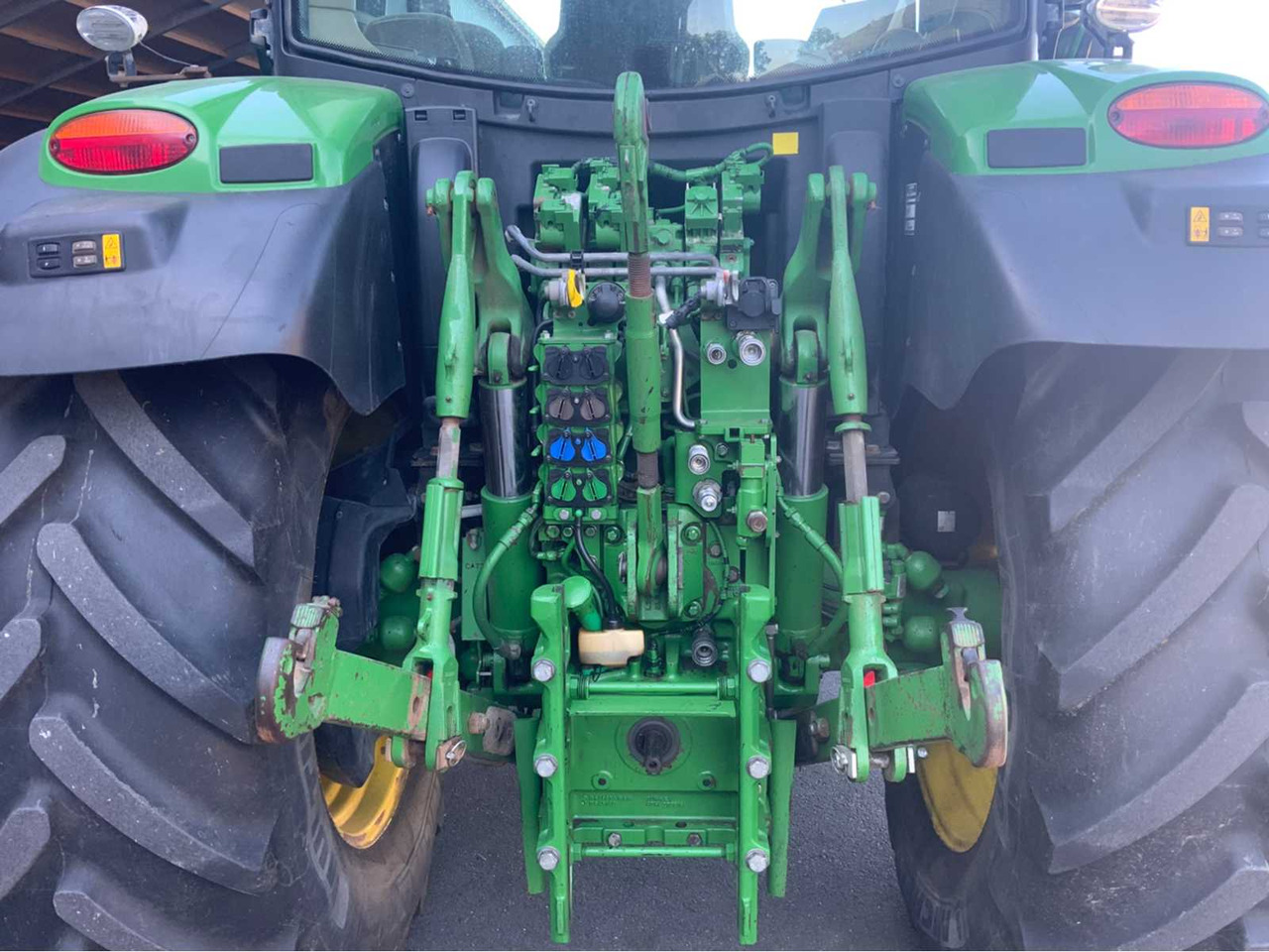 Tracteur agricole John deere 6155R