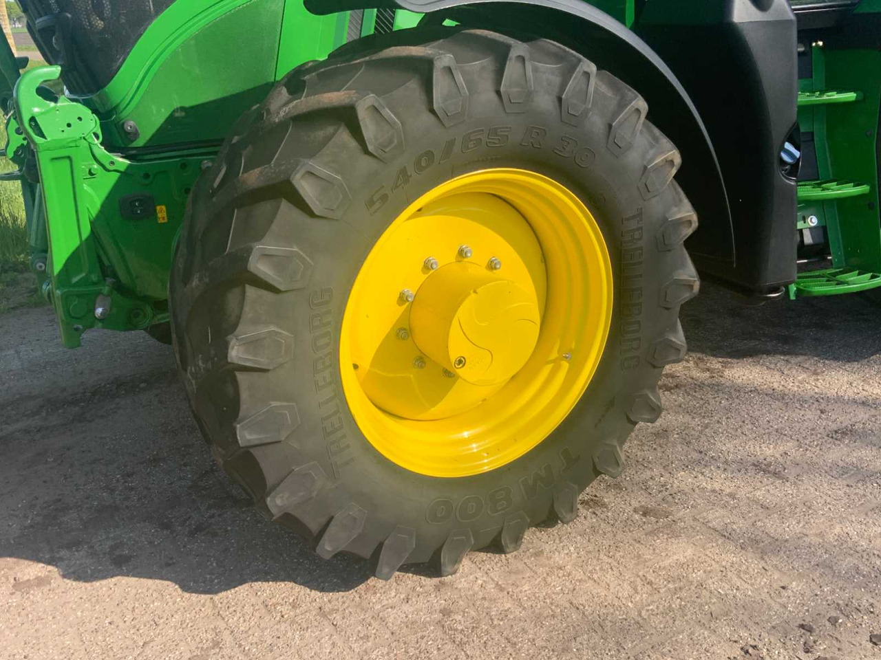 Tracteur agricole John deere 6155R Premium Edition