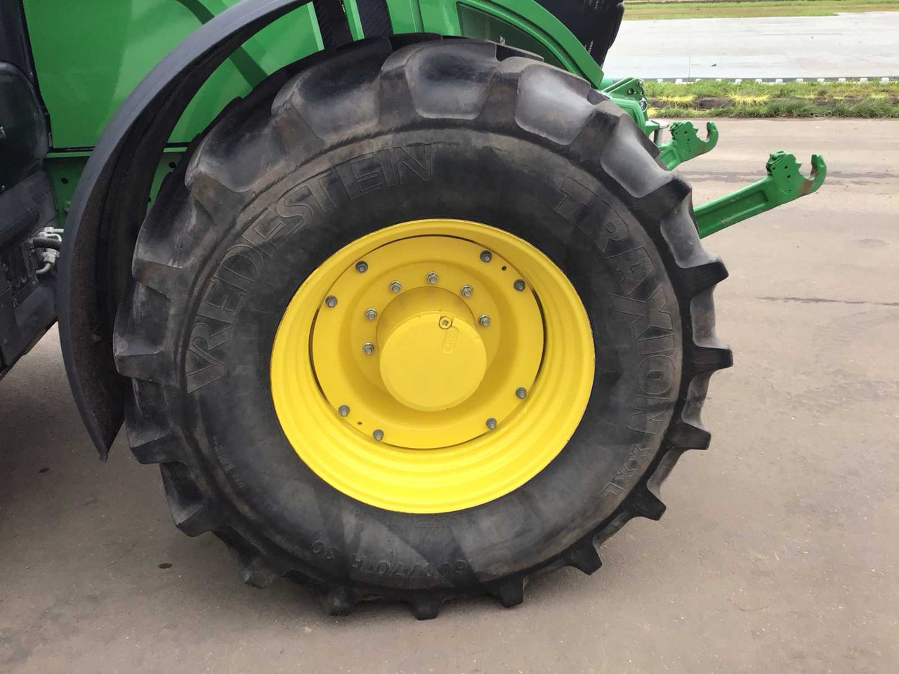 Tracteur agricole John deere 6230R