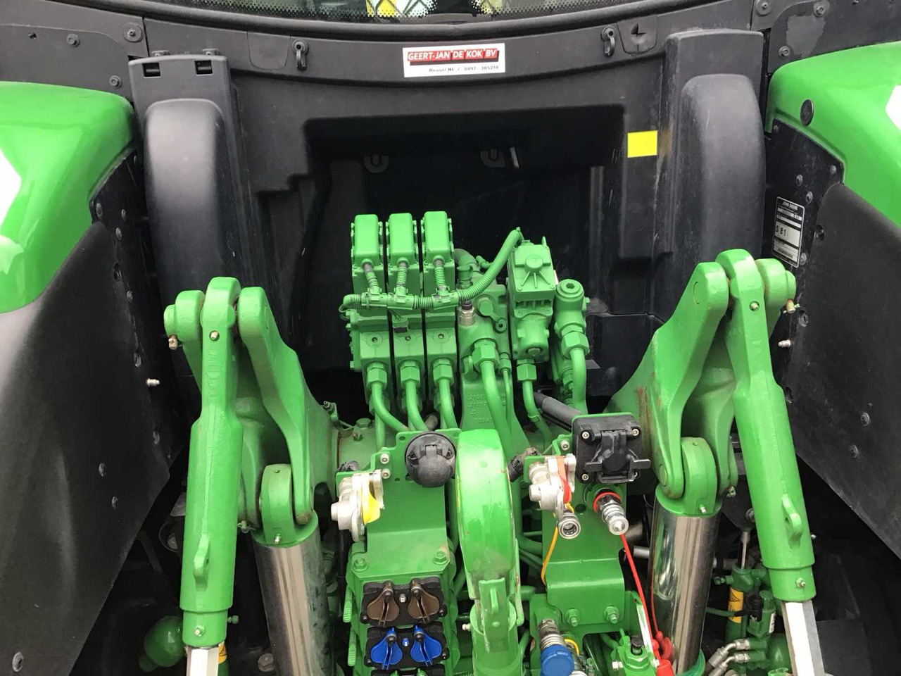 Tracteur agricole John deere 6230R