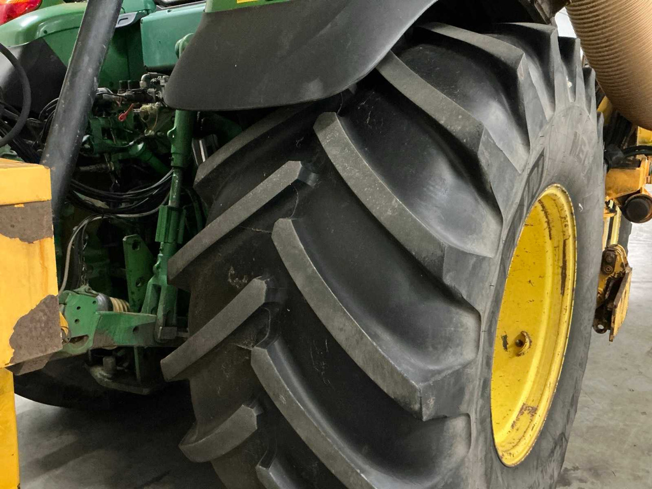 Tracteur agricole John deere 6920