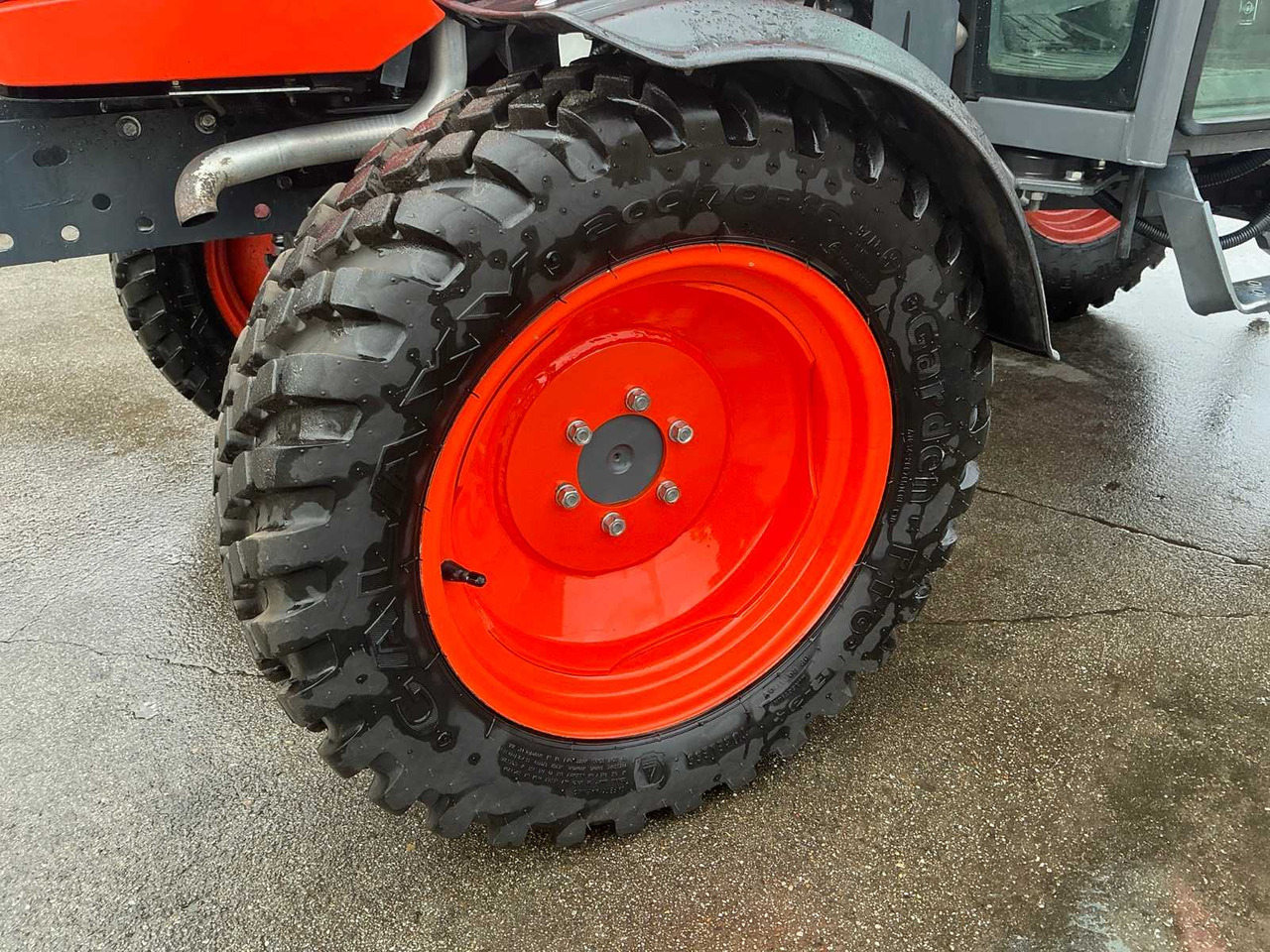 Tracteur agricole Kubota B2261