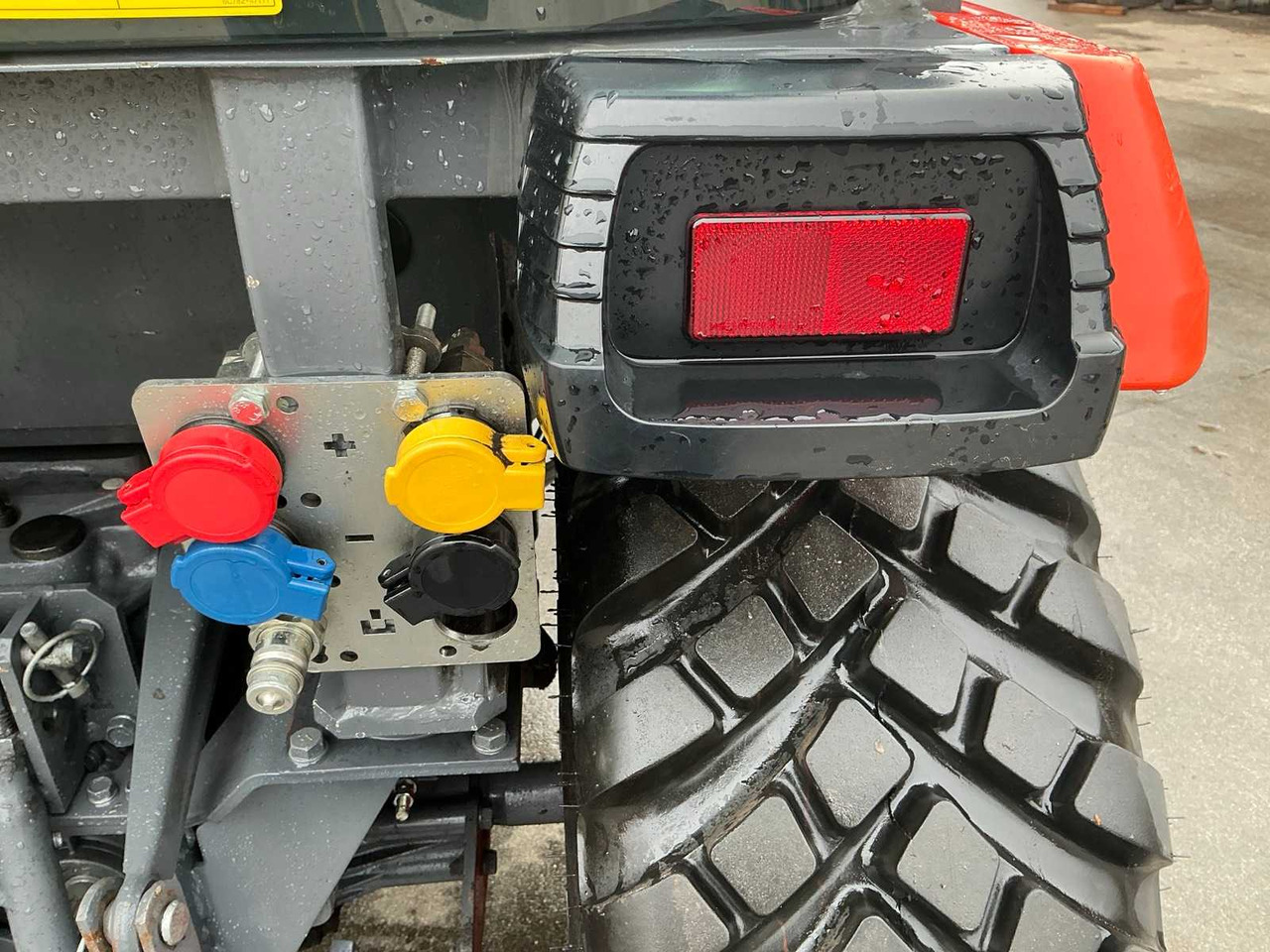 Tracteur agricole Kubota B2261