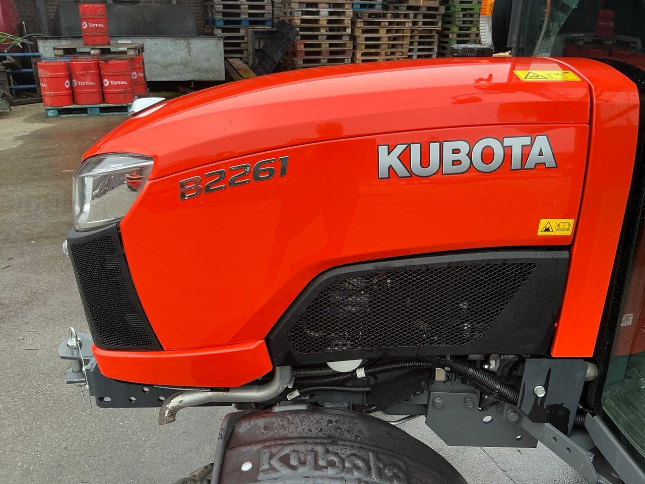 Tracteur agricole Kubota B2261