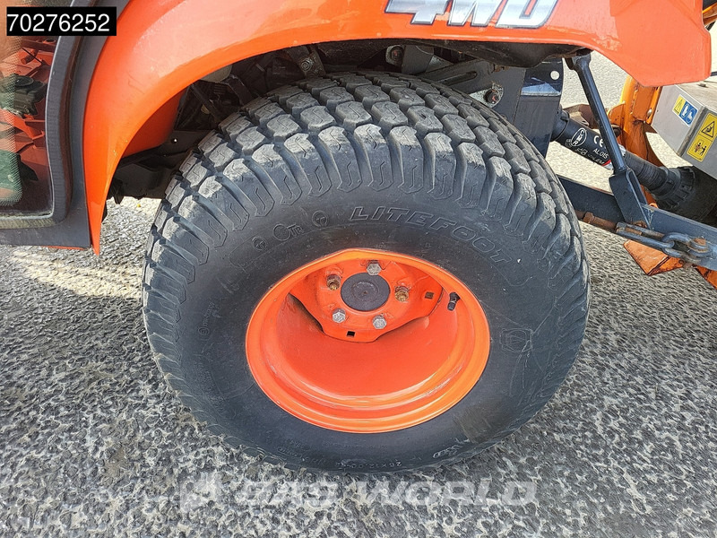 Tracteur agricole Kubota BX231D-C C10 4X4