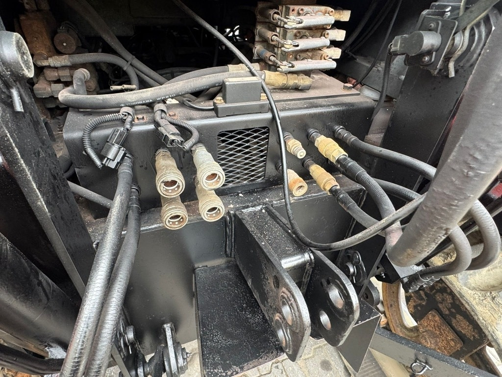 Tracteur agricole Kubota KM 90 D