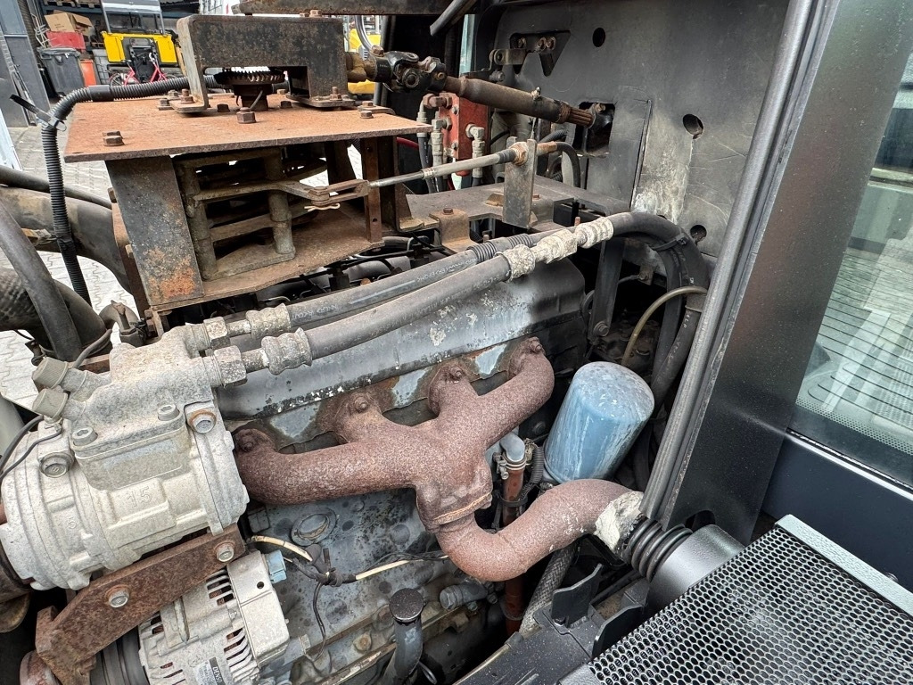 Tracteur agricole Kubota KM 90 D