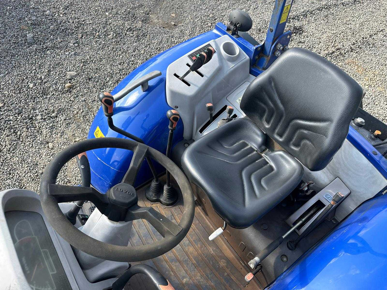 Tracteur agricole LOVOL - 504 - 4-WHEEL DRIVE TRACTOR