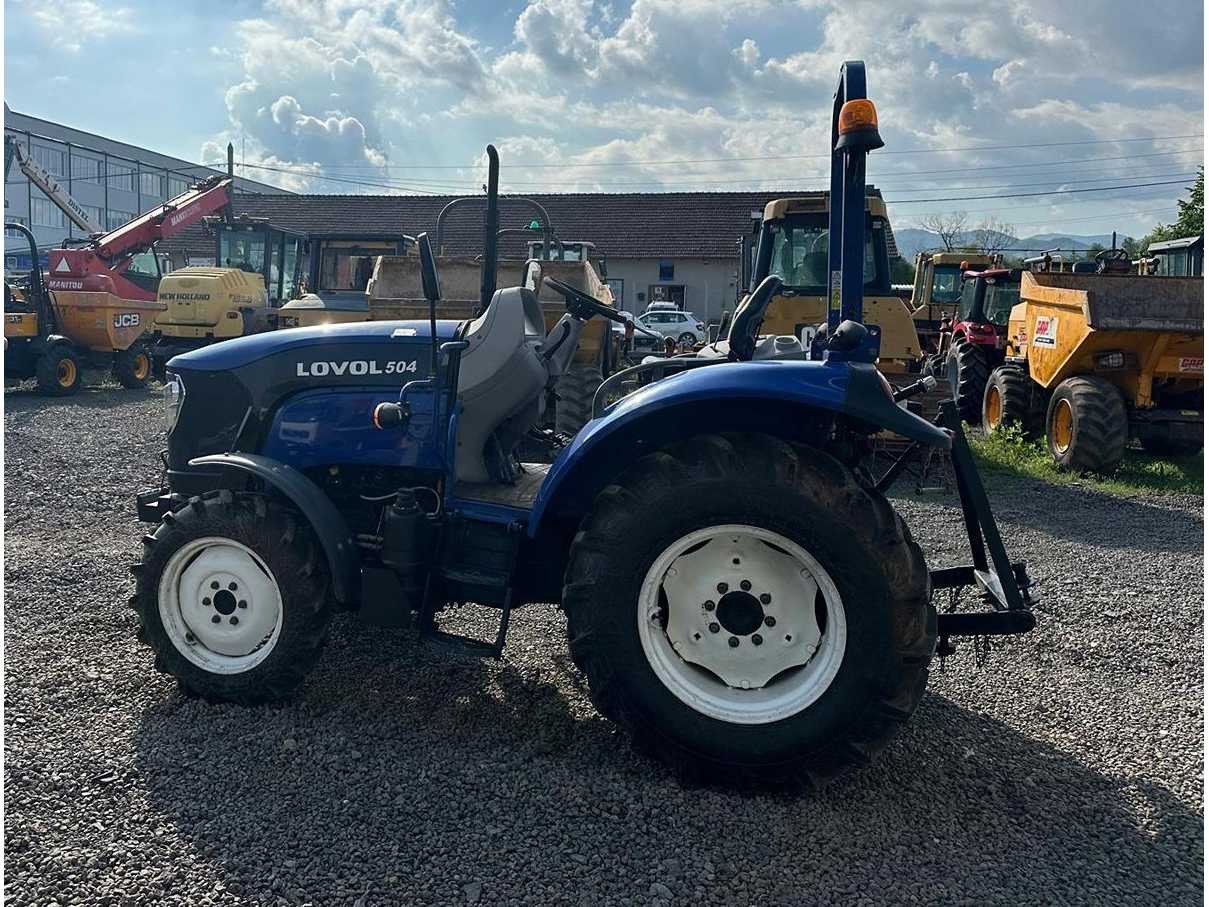 Tracteur agricole LOVOL - 504 - 4-WHEEL DRIVE TRACTOR