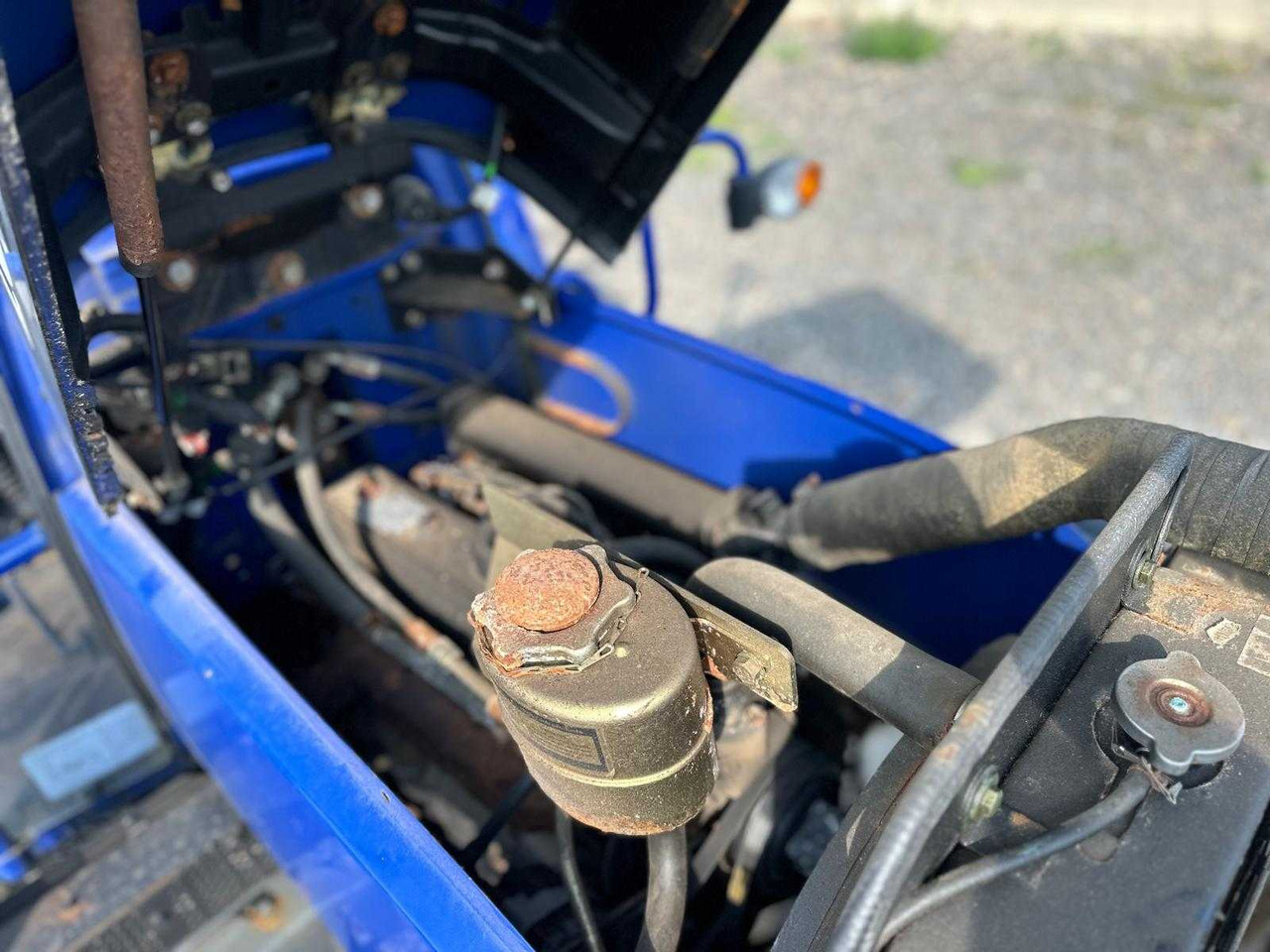 Tracteur agricole LOVOL - 504 - 4-WHEEL DRIVE TRACTOR