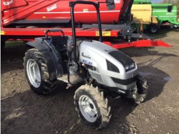 Tracteur agricole Lamborghini r1-35dt