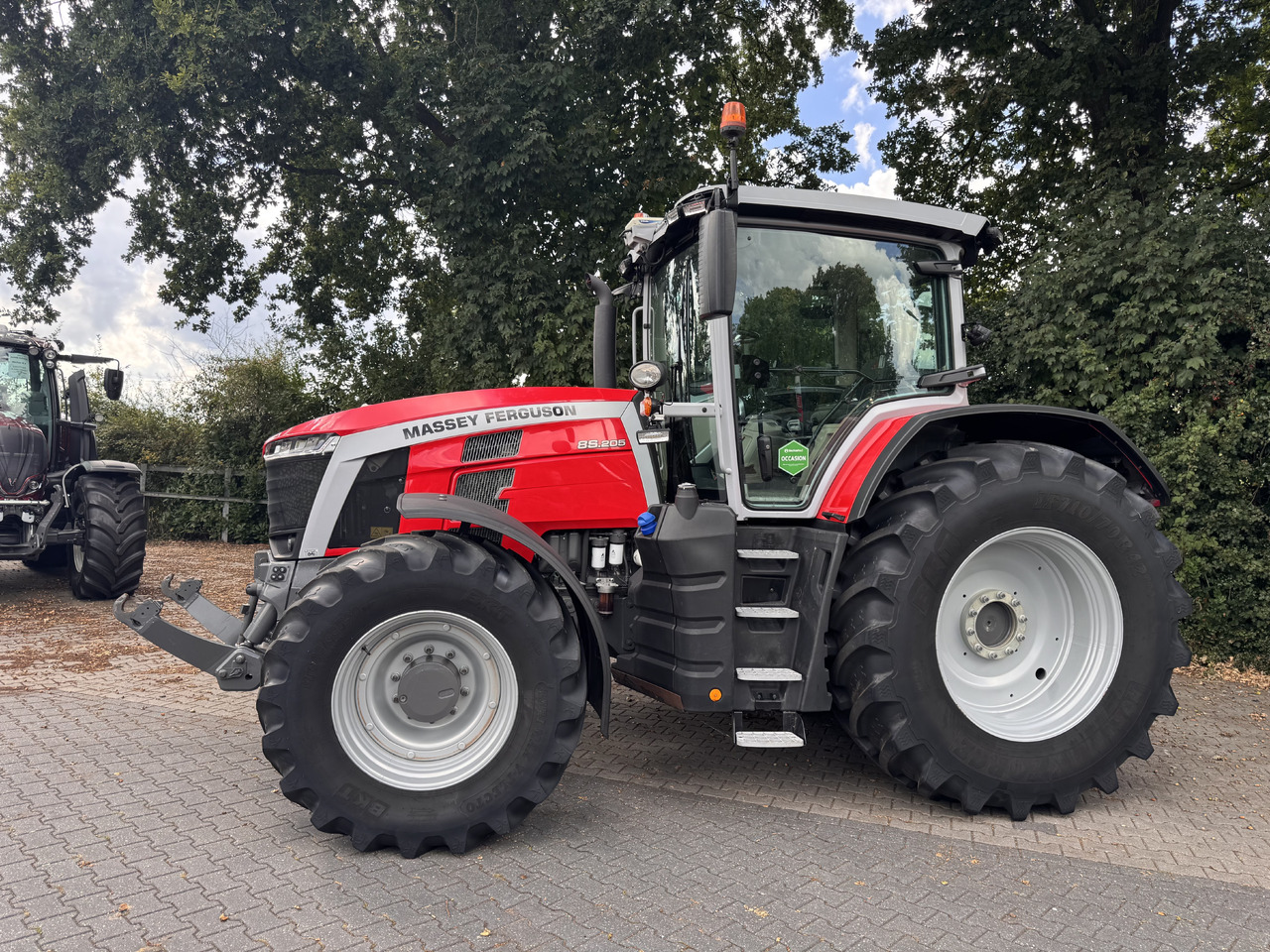 Tracteur agricole MASSEY FERGUSON 8s.205 Dyna7 Exclusive