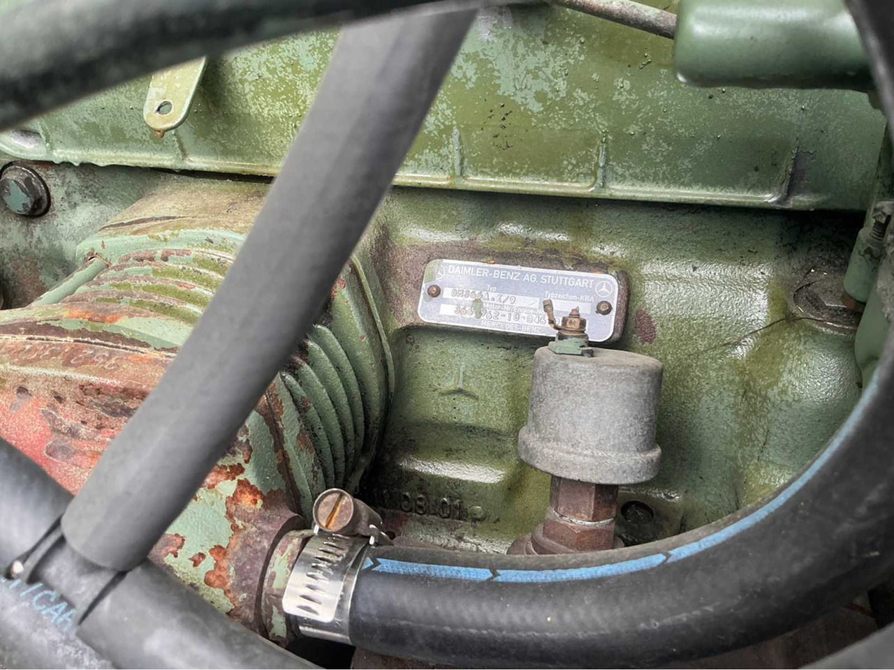 Tracteur agricole MB Trac 443 Tractor / 1300