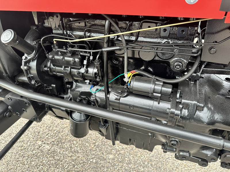 Tracteur agricole Massey Ferguson 290