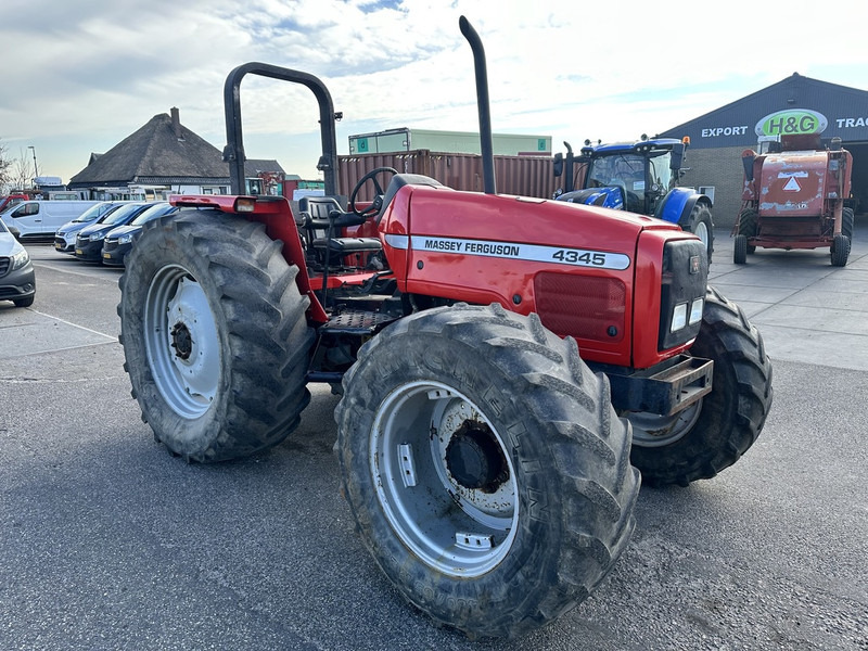 Tracteur agricole Massey Ferguson 4345