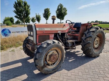 Tracteur agricole Massey Ferguson 4x4 390