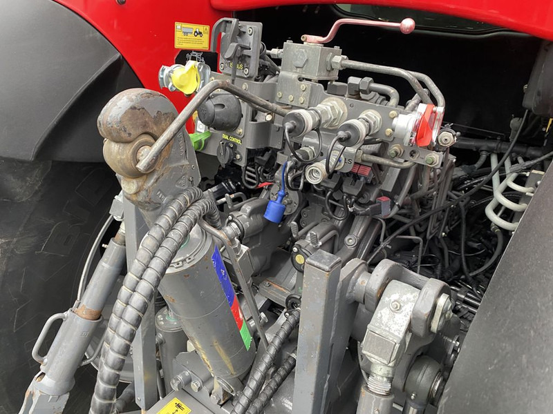 Tracteur agricole Massey Ferguson 7726S Dyna VT