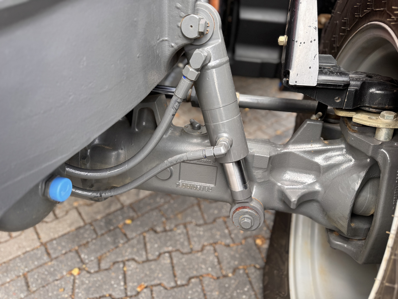 Tracteur agricole Massey Ferguson 7s.180 Dyna6 Efficient