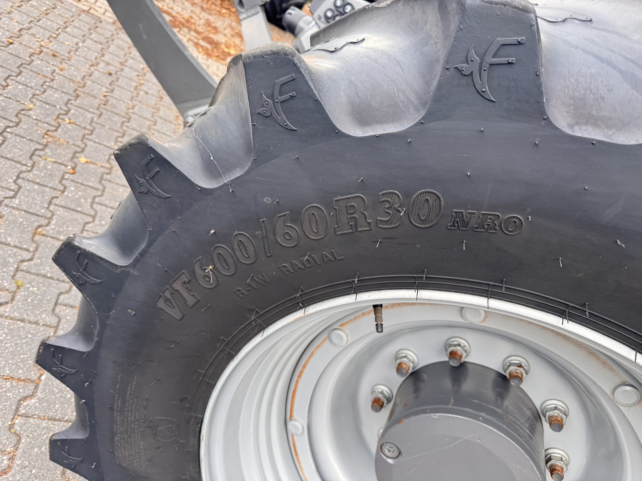 Tracteur agricole Massey Ferguson 8s.205 Dyna7 Exclusive