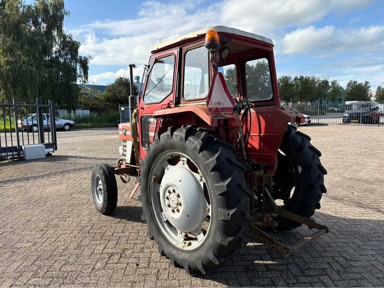 Tracteur agricole Massey ferguson 155