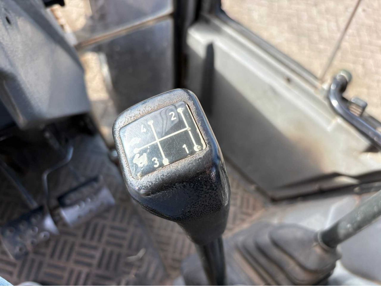 Tracteur agricole Massey ferguson 3630