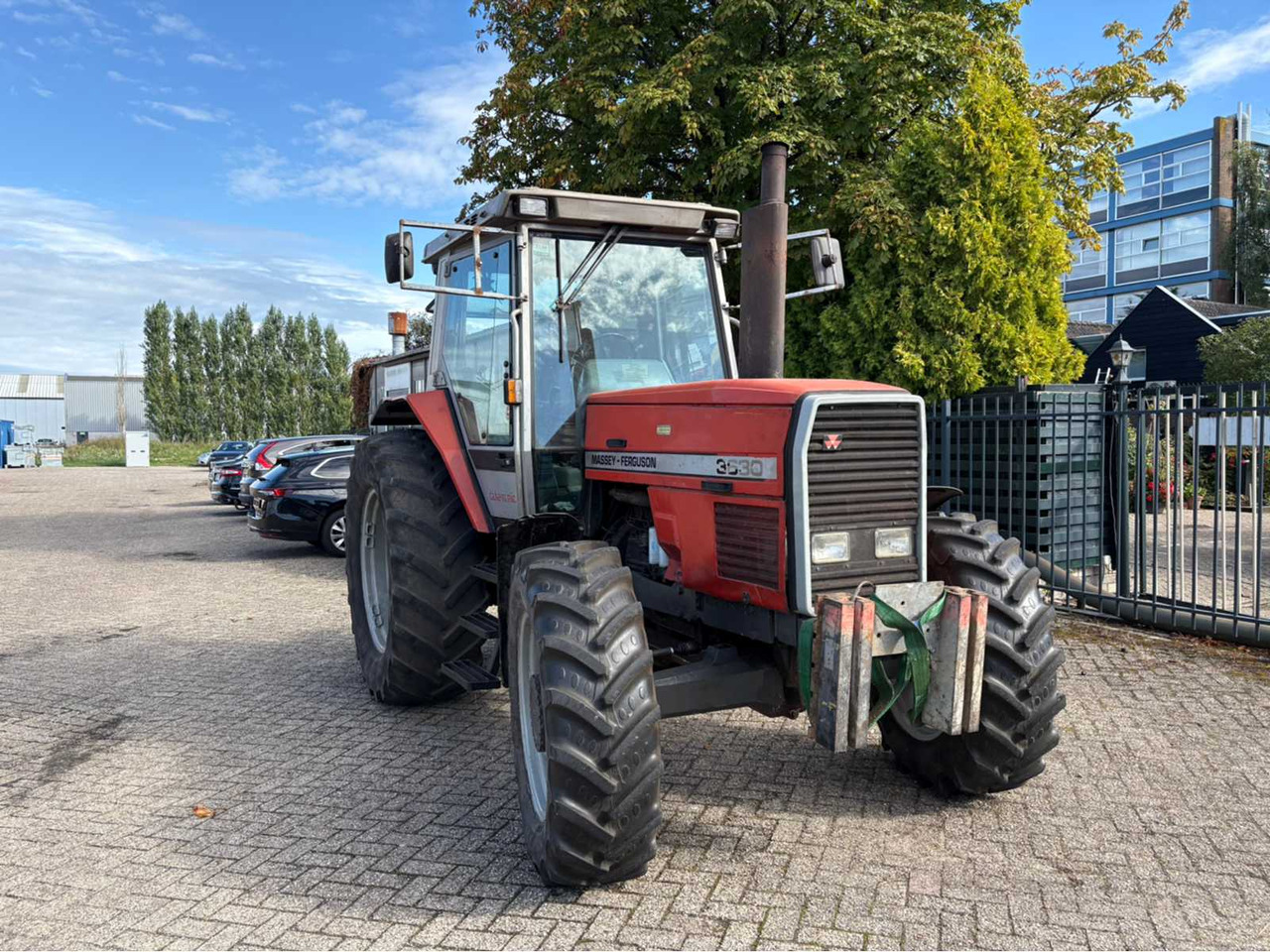 Tracteur agricole Massey ferguson 3630